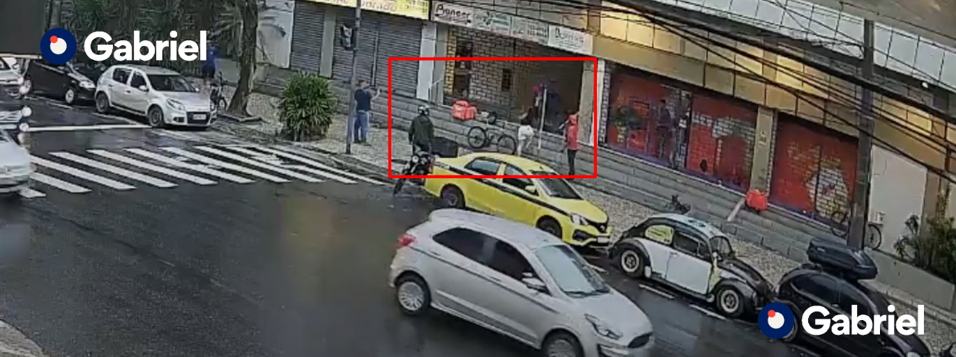 Suspeita que atacou entregadores em São Conrado é condenada por racismo pela 40ª Vara Criminal