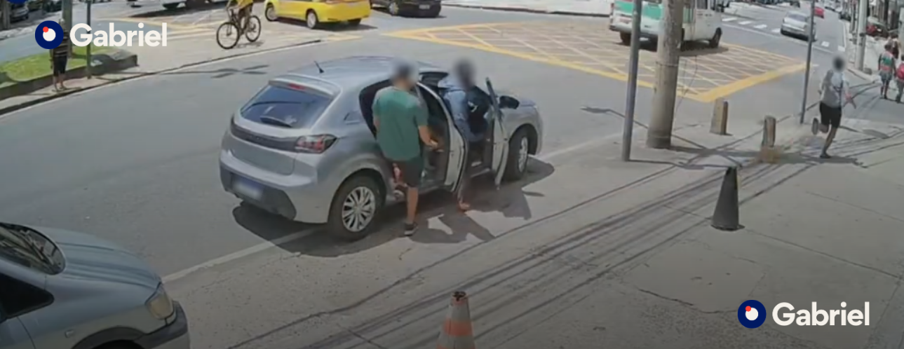 Criminosos envolvidos em roubo a loja de eletrônicos no Cachambi, Rio de Janeiro, foram presos pelas autoridades